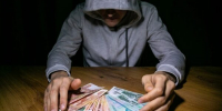 В Чайковском завершено расследование дела о мошенничестве и подделке документов - Газета Огни Камы